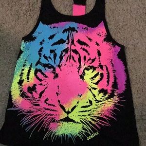 Like new! Justice active tank